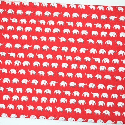 № 1488 Белые слоники на красном фоне